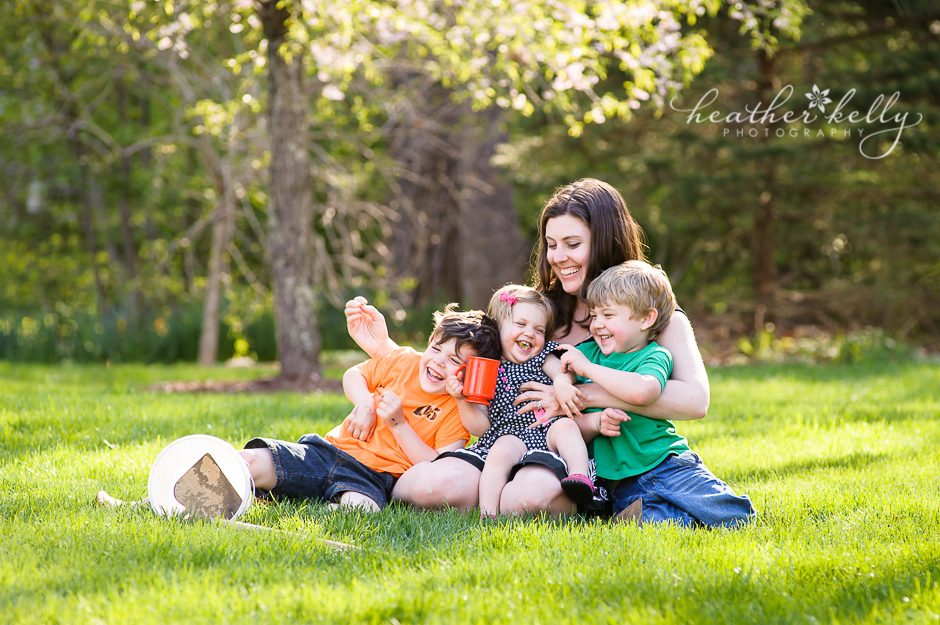 connecticut family photographer laughing family photo