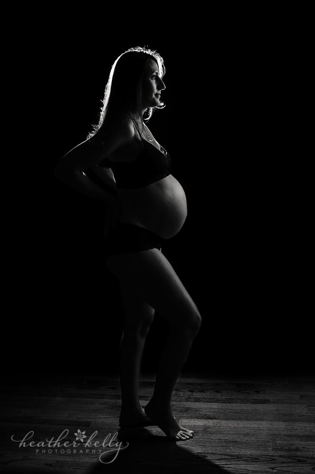 dramatic maternity photography dramatic ct maternity photographer