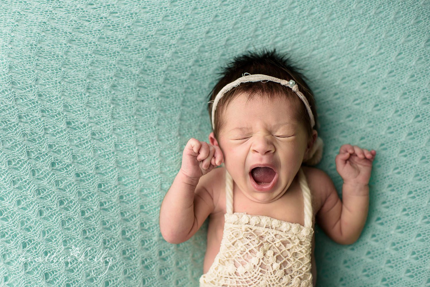 newborn photography. baby yawn photo. monroe ct newborn photography