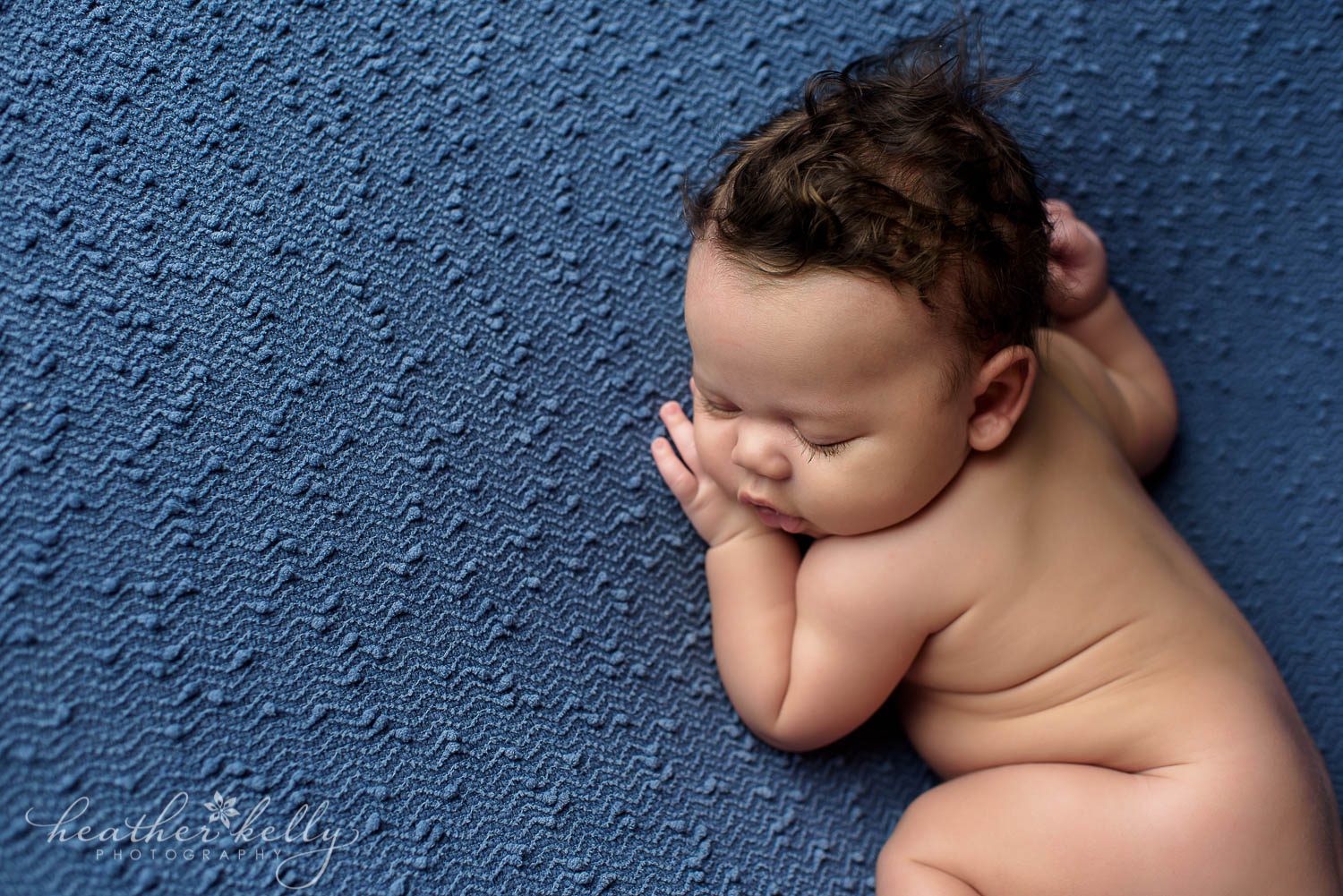 cute newborn rolls. danbury newborn portraits