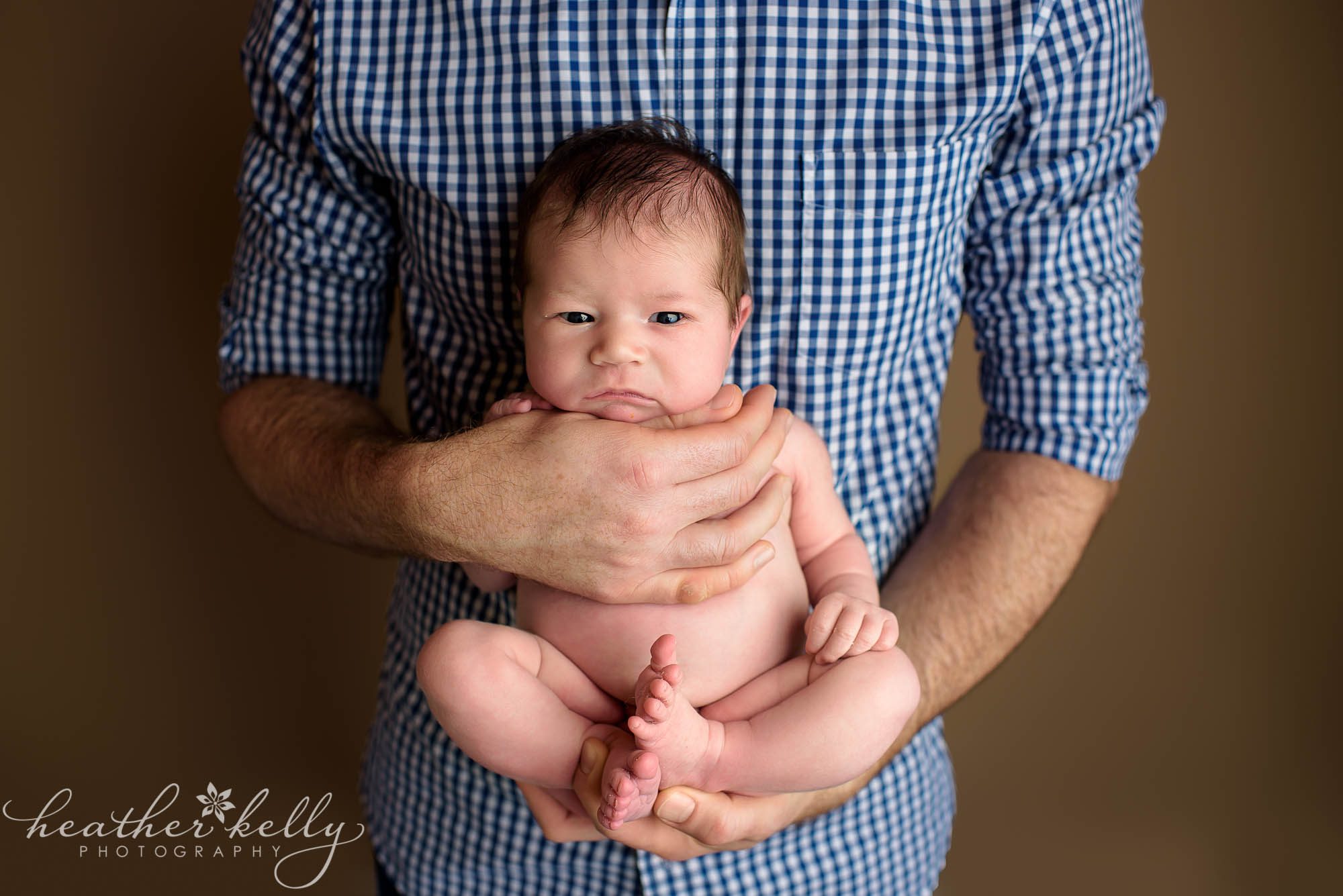 dad and newborn girl. ridgefield ct newborn photography