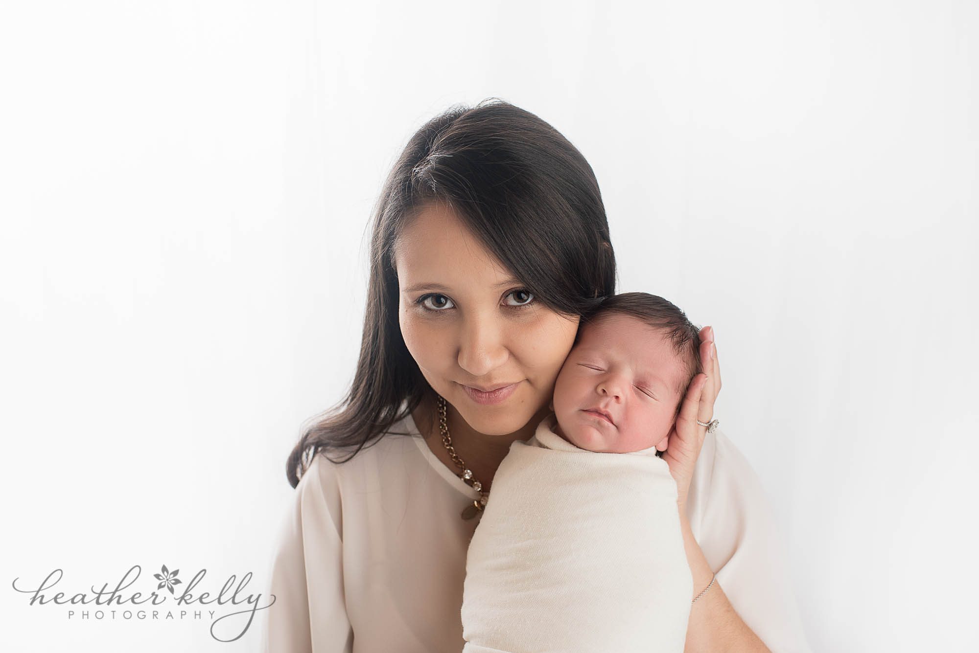mom and newborn photography ct