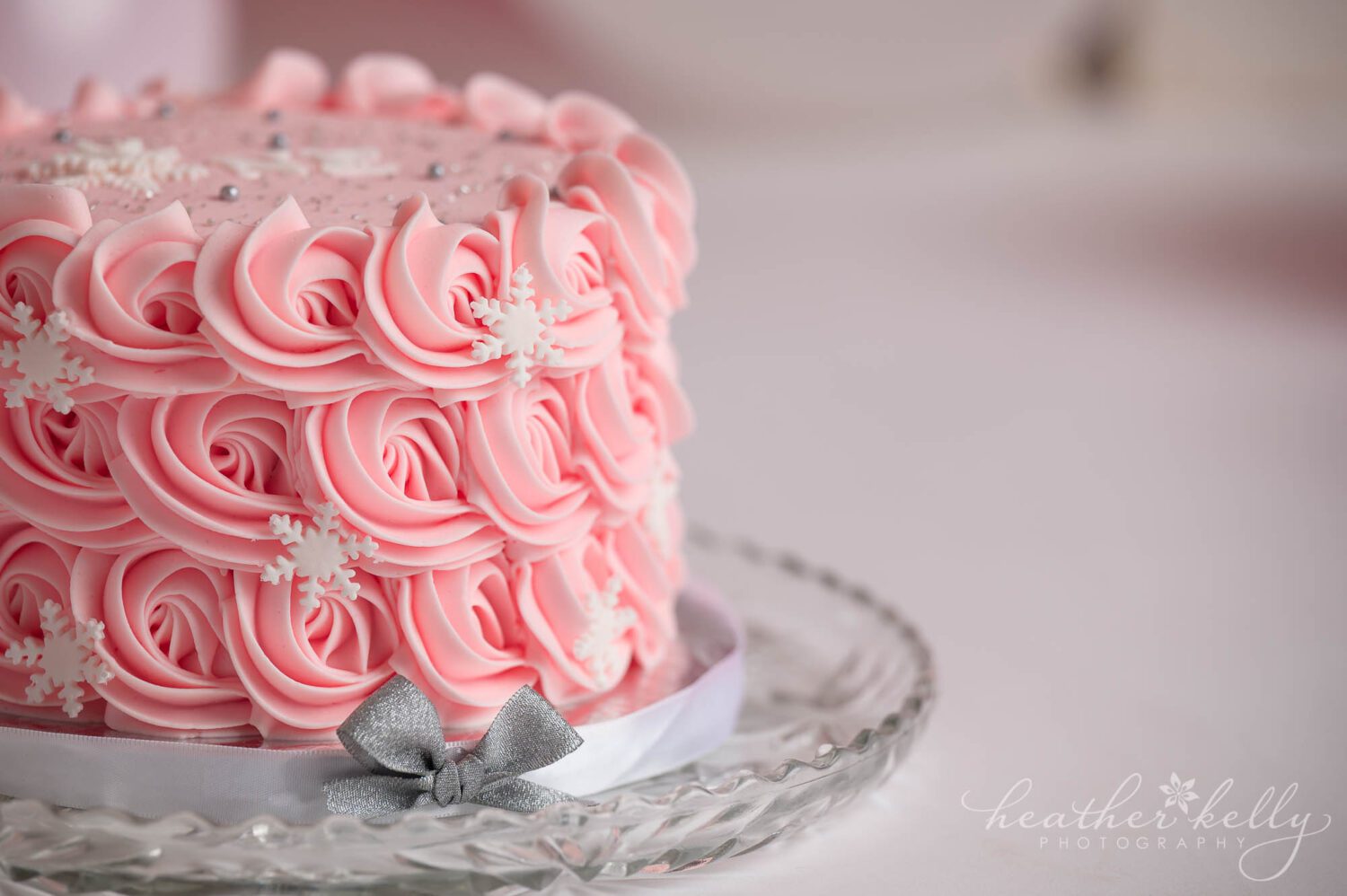 close up image of a smash cake for a sandy hook ct photography session